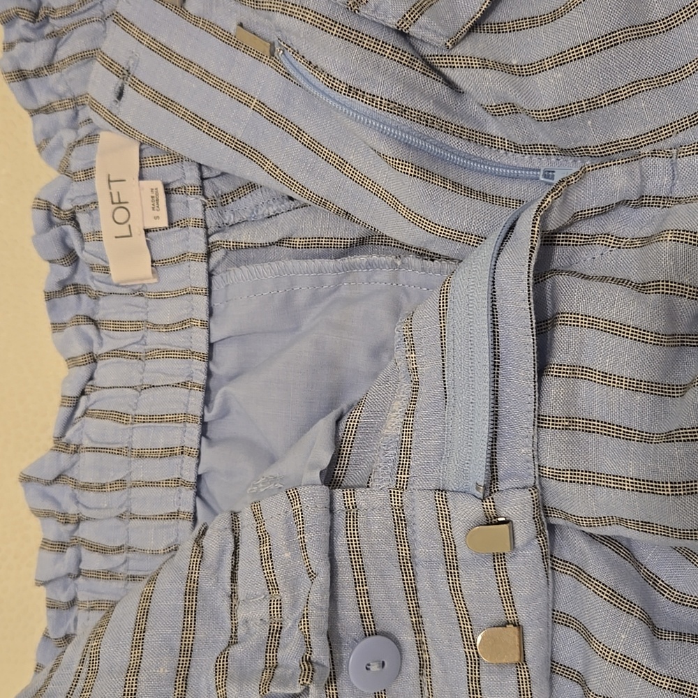 Loft Striped Blue and Grey Women's Shorts - Picture 15 of 15